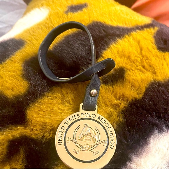 U.S. Polo Association Key Chain - Picture 4 of 6